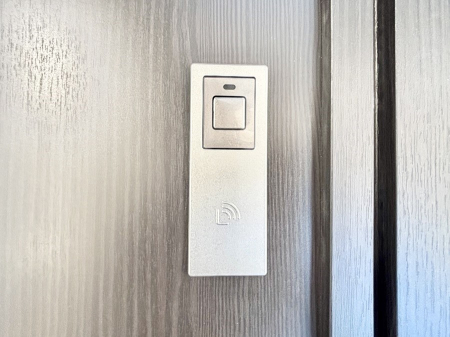 ���̑��@�X�}�[�g�ɊJ���ł���d�q�L�[