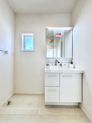 ���ʑ�E���ʏ��@�傫�����₷���O�ʋ��Ő�����������ʑ�́A�g�����Ȃ݃`�F�b�N�┧�̂������ɂ������߂ł��B 