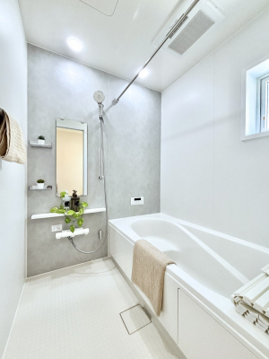 �����@����̔�����₷��؂ȃo�X�^�C���B�������Ƃ����C���y����Ŕ����Ƃ肽���ł��ˁI  