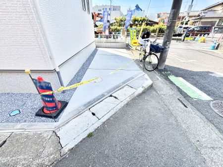 �@�����Ɍ������Ȃ����ԃX�y�[�X�B