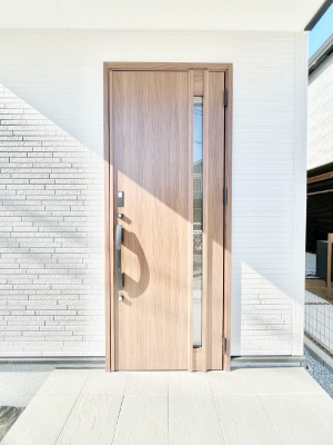 ���ց@���֑O�͉J���~���Ă��G��ɂ��������t��