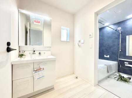 ���̑��@�������̂�����K��Ԃł��B�����̐g�x�x���C�����ǂ����g�������܂��B 