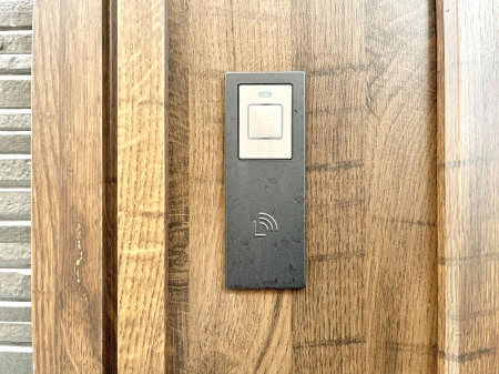 ���̑��@�X�}�[�g�ɊJ���ł���d�q�L�[