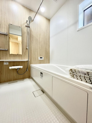 �����@����̔�����₷��؂ȃo�X�^�C���B�������Ƃ����C���y����Ŕ����Ƃ肽���ł��ˁI  