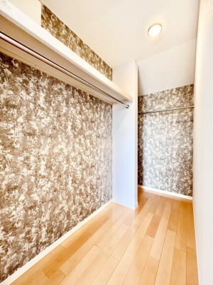 ���̑��@�ߗނ��n���K�[�Ɋ|�����܂܎��[�ł���WIC�B�ߗނ̐������ڂ����₷���ĕ֗��ł��I