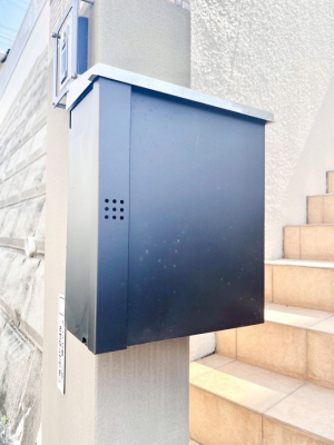 ���̑��@�V���v���f�U�C���̃|�X�g�B�@