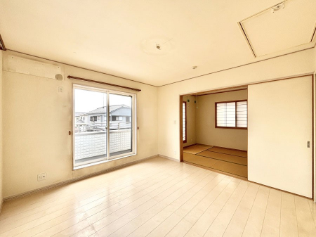 ���̑����ρ@�o���R�j�[���J�������v���X���Ă����m��