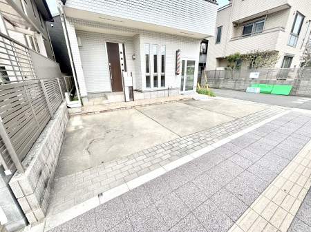 �@�����Ɍ������Ȃ����ԃX�y�[�X�B