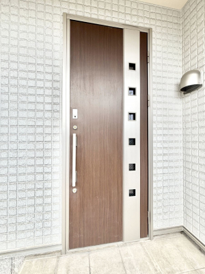 ���ց@��؂ȉƑ��A���q���o�}���錺�ցB