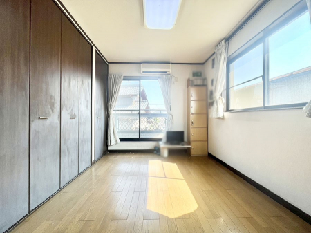 ���̑����ρ@�o���R�j�[���J�������v���X���Ă����m��