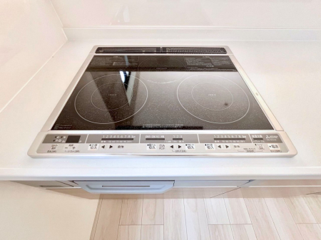 ���̑����ρ@IH�N�b�L���O�q�[�^�[�͓V�̒����ʂ��t���b�g�Ȃ̂Œ�����̓T�b�ƈ�@�����邾���I