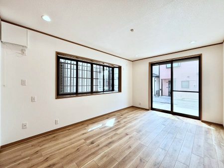 ���̑����ρ@2�ʍ̌����m�ۂ������邢��ԁB�Ƒ��݂�Ȃ����K�ȕ�炵����������݌v�ł��B