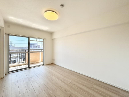 ���̑����ρ@�o���R�j�[���J�������v���X���Ă����m��  