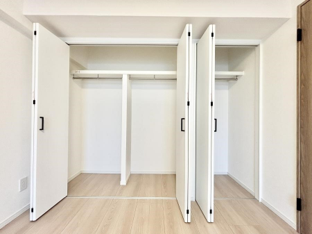 ���[�@�����Ղ�̎��[�X�y�[�X�ł��ł��Z��Ԃ��X�b�L���ۂĂ���