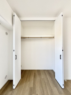 ���[�@�����Ղ�̎��[�X�y�[�X�ł��ł��Z��Ԃ��X�b�L���ۂĂ���