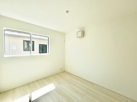 �Q���@�g���₷���`�Ńx�b�g��Ƌ�̒u�����ɂ����邱�Ƃ�����܂���B