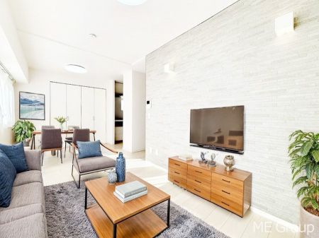 ���r���O�@�A�N�Z���g�N���X���D��ۂ̃��r���O�ł�����胊���b�N�X�^�C���I���Ƌ��CG�ł�