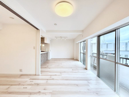 ���̑����ρ@�V���v���ȃf�U�C���Ȃ̂ŃC���e���A���l����̂��y���݂ł��ˁI