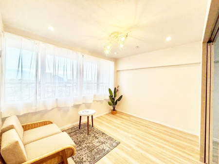 ���̑����ρ@���邢�z���������A�����̕��͋C�ɖ��������_�C�j���O�B   