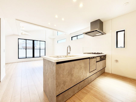 �L�b�`���@���������Ȃ��炲�Ƒ��Ƃ̉�b���y���߂�ΖʃJ�E���^�[�L�b�`��