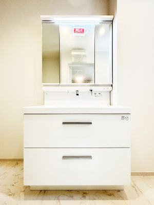 ���ʑ�E���ʏ��@���[�͂Ƌ@�\���ɗD�ꂽ���ʉ��ϑ�