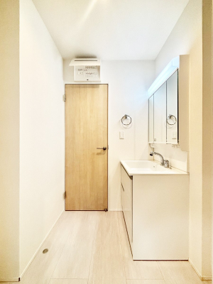 ���ʑ�E���ʏ��@���[�͂Ƌ@�\���ɗD�ꂽ���ʉ��ϑ�