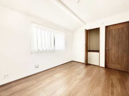 �Q���@�g���₷���`�Ńx�b�g��Ƌ�̒u�����ɂ����邱�Ƃ�����܂���B   