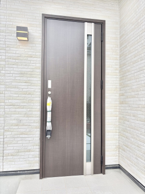 ���ց@��؂ȉƑ��A���q���o�}���錺�ցB