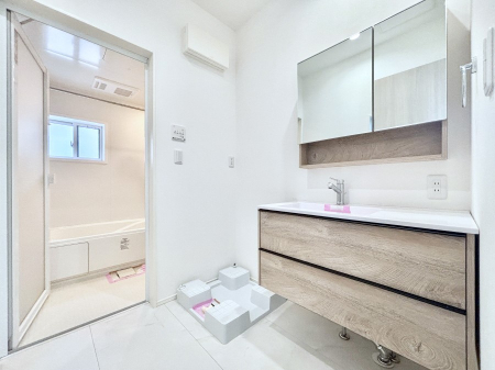 ���ʑ�E���ʏ��@�傫�����₷���O�ʋ��Ő�����������ʑ�́A�g�����Ȃ݃`�F�b�N�┧�̂������ɂ������߂ł��B 