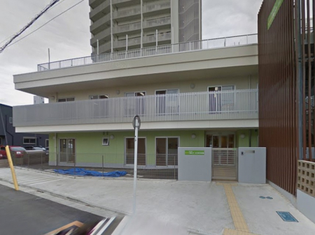 ���ӊ��@�c�t���E�ۈ牀 700m ���z�̎q����K���ۈ牀