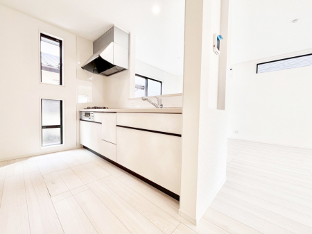 �L�b�`���@���������Ȃ��炲�Ƒ��Ƃ̉�b���y���߂�ΖʃJ�E���^�[�L�b�`��