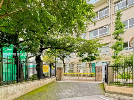 ���ӊ��@���w�Z 880m �L���旧����w�Z