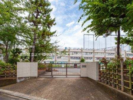 ���ӊ��@���w�Z 550m �����旧�㏬�����w�Z