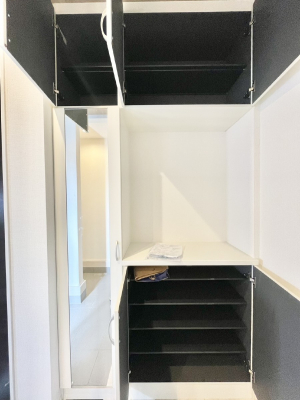 ���̑����ρ@�����Ղ���[�ł���V���[�Y�{�b�N�X�ŉƑ��S���̌C���A���ւ�������B  