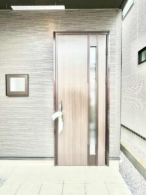 ���ց@�Z�܂��̊�����o����A���փh�A�B