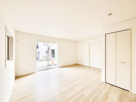 ���̑����ρ@�Ƒ������R�ƏW�܂�e���̃X�y�[�X�ɂȂ肻��