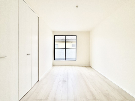 �Q���@���邢�o���R�j�[�T�C�h�ɗm����ݒu�B�ڊo�߂̗ǂ��Q���ɁB 