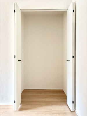 ���̑����ρ@�L�b�`���ɂ̓p���g���[�I�H�ނ̃X�g�b�N�͂������A���p�i�̎��[�Ȃǎg�����͂��낢��I