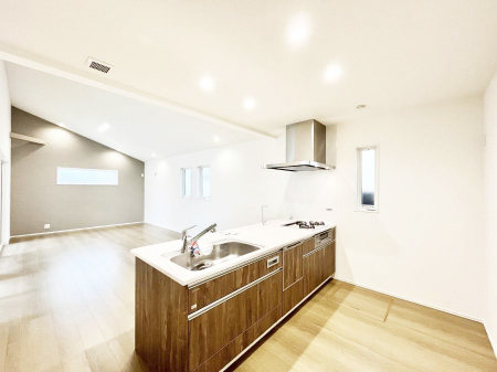 �L�b�`���@���������Ȃ��炲�Ƒ��Ƃ̉�b���y���߂�ΖʃJ�E���^�[�L�b�`��