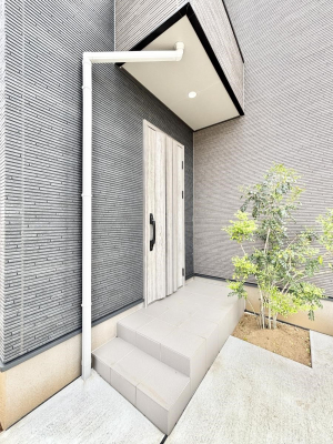 ���ց@��؂ȉƑ��A���q���o�}���錺�ցB