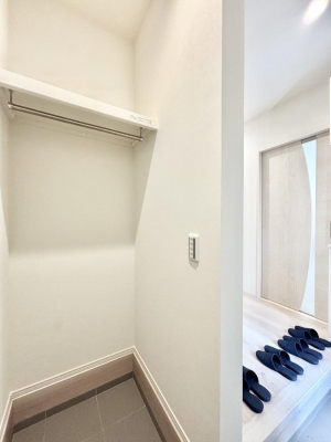 ���̑����ρ@�V���[�Y�C���N���[�N�t���I�J���x�r�[�J�[���u���܂��B   