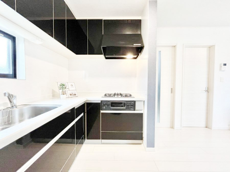 �L�b�`���@�L�X�Ƃ����g������̗ǂ��L�b�`���œ��X�̂��������y�����Ȃ肻��