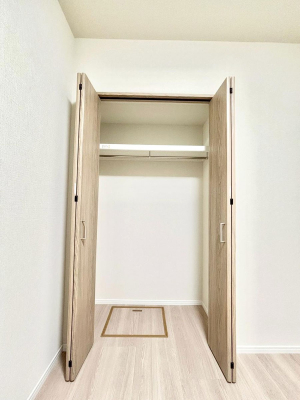 ���[�@�����Ղ�̎��[�X�y�[�X�ł��ł��Z��Ԃ��X�b�L���ۂĂ���