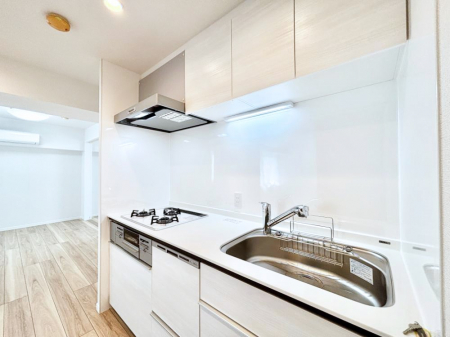 �L�b�`���@�������������I�ɁA�y�����I�V�X�e���L�b�`��