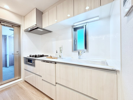 �L�b�`���@�H��@�E�򐅊�E�R�c���R�����Ȃǃf�U�C�������@�\�������˔������V�X�e���L�b�`���I