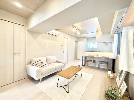 ���r���O�@�������������͋C�̂k�c�j�͉Ƒ��݂�Ȃ̉��K���