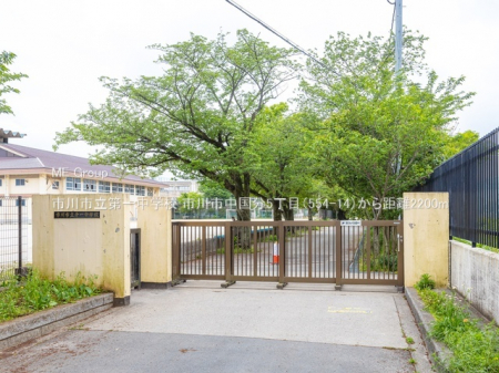 ���ӊ��@���w�Z 2200m �s��s����ꒆ�w�Z