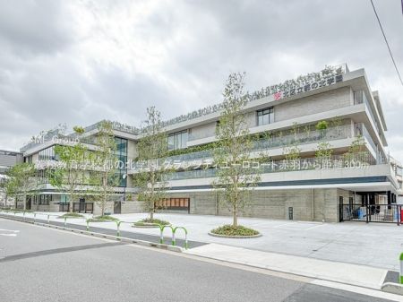 ���ӊ��@���w�Z 300m �`������w�Z�s�̖k�w��