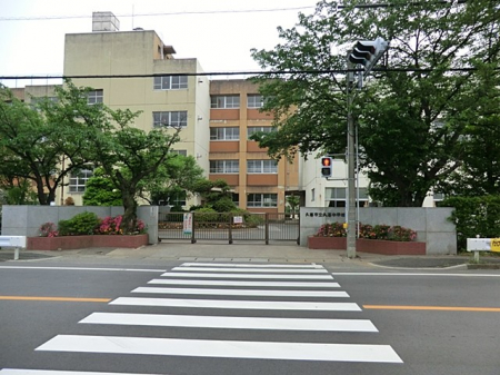 ���ӊ��@���w�Z 1700m �v��s���v�쒆�w�Z