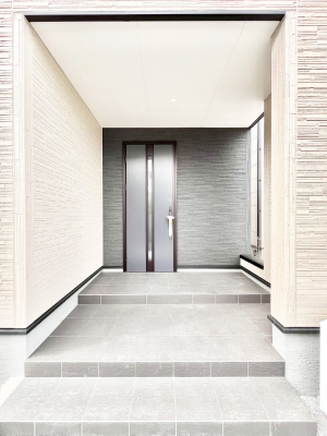 ���ց@���֑O�͉����t���ŉJ���~���Ă��Ă��G��ɂ����ł�